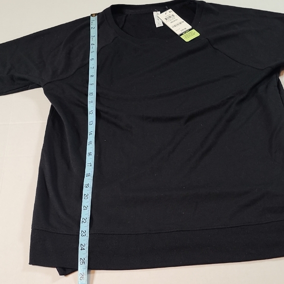 Ideology Black Crewneck Cozy Stylish Sweatshirt NWT Medium - Picture 10 of 11